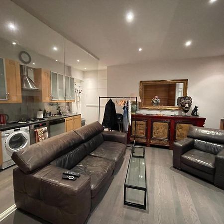 Large Studio Flat In Kensington Лондон Екстер'єр фото