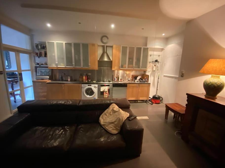 Large Studio Flat In Kensington Лондон Екстер'єр фото